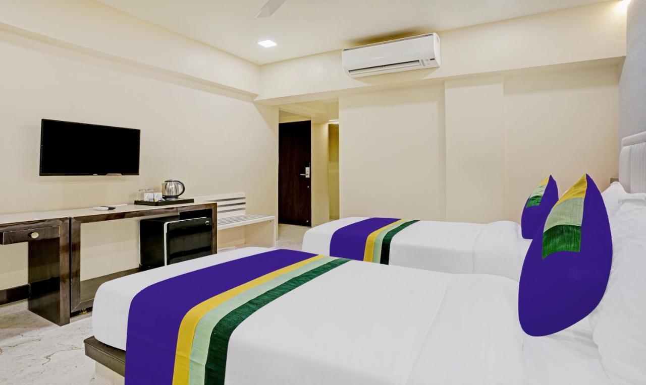 Treebo Premium Golden Bliss Trimurti Nagar Square Nagpur Exterior foto