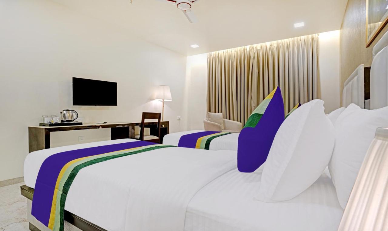 Treebo Premium Golden Bliss Trimurti Nagar Square Nagpur Exterior foto